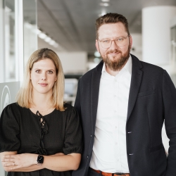 Portrait von Sina Quidde-Kik und Denis Selenin, ITK Engineering GmbH