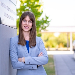 Portrait Dr. Isabel Seeland, ITK Engineering