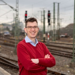 Portrait Dr. Tobias Hofbaur, Programm Manager, ITK Engineering GmbH