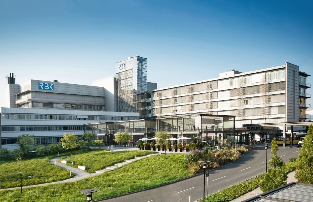 Außenansicht des Gebäudes des Robert Bosch Krankenhauses. Foto: RBK/Dominik Obertreis